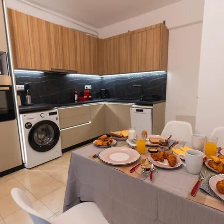 Cozy Nest Lejlighed Rhodes City
